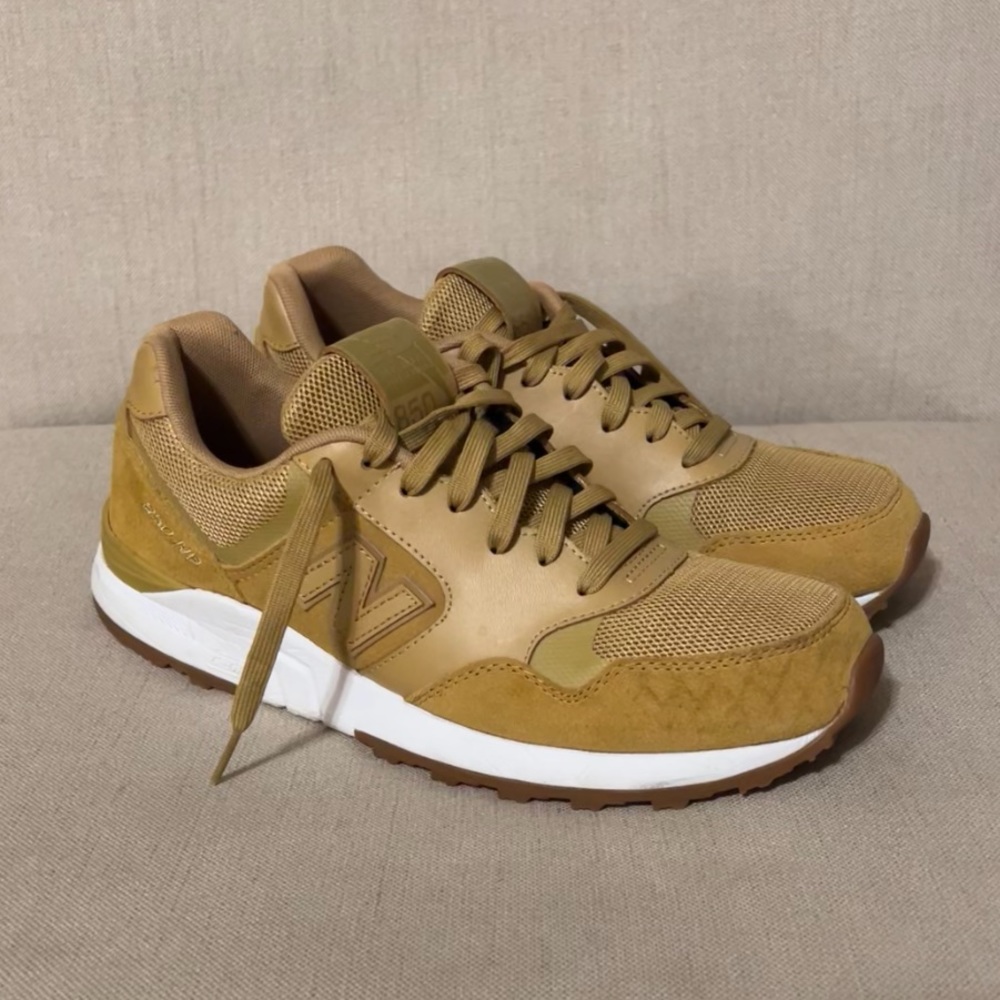 New Balance 850